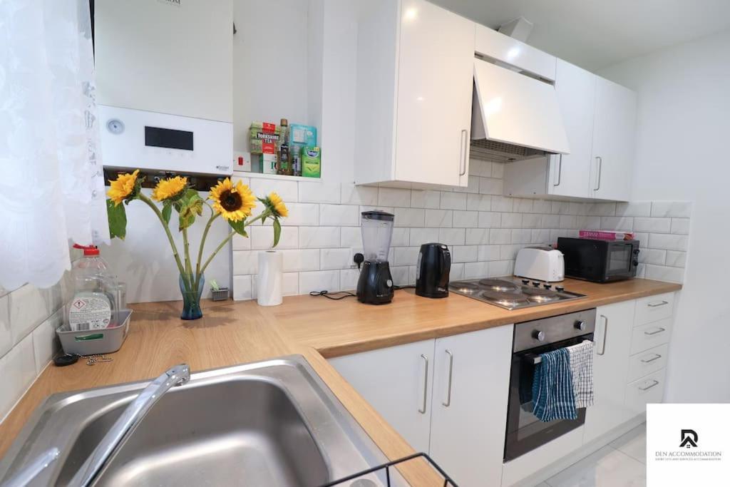 Den Accommodation & Short Lets Greenwich London - 3 Bed House Dış mekan fotoğraf